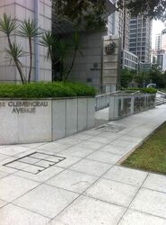 ue-square photo thumbnail #5